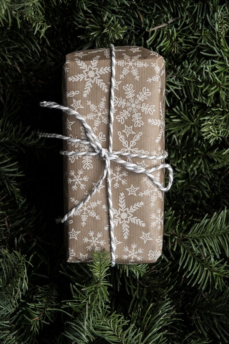 family holiday traditions, holiday gifts